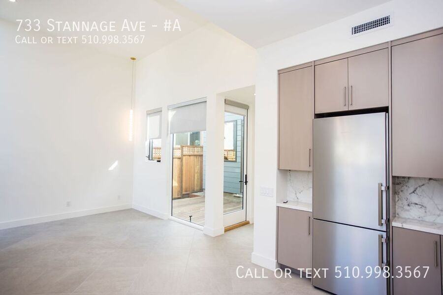 733 Stannage Ave #A - Photo 5 of 34