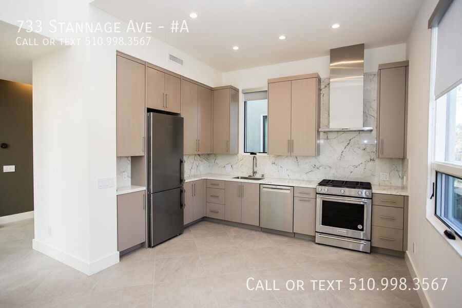 733 Stannage Ave #A - Photo 2 of 34