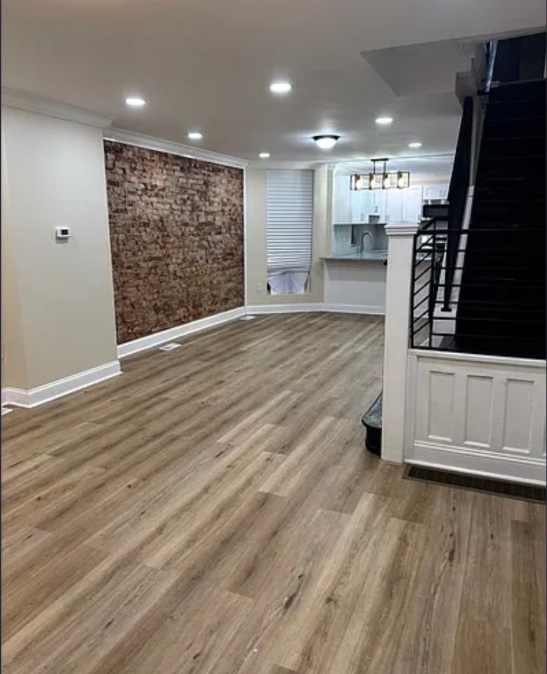 5751 Walton Ave - Photo 3 of 19