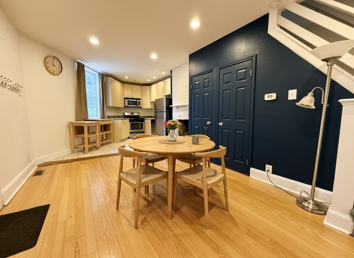 2714 South St - Photo 3 of 19