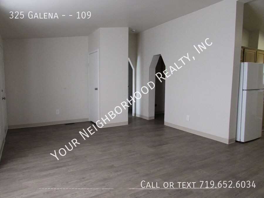 325 E Galena Ave #109 - Photo 3 of 15