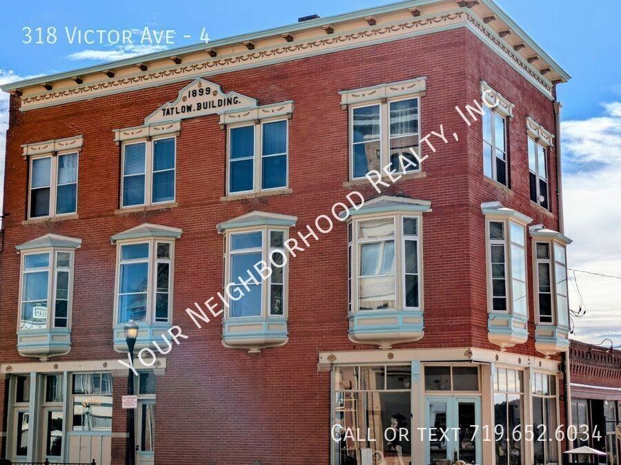 318 Victor Ave #4 - Photo 3 of 13