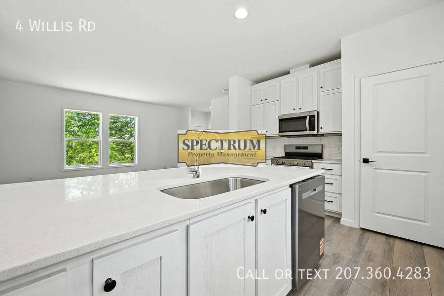 4 Willis Rd - Photo 6 of 33