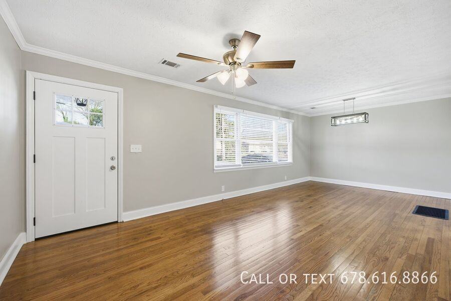 119 Glen Iris Dr - Photo 3 of 21