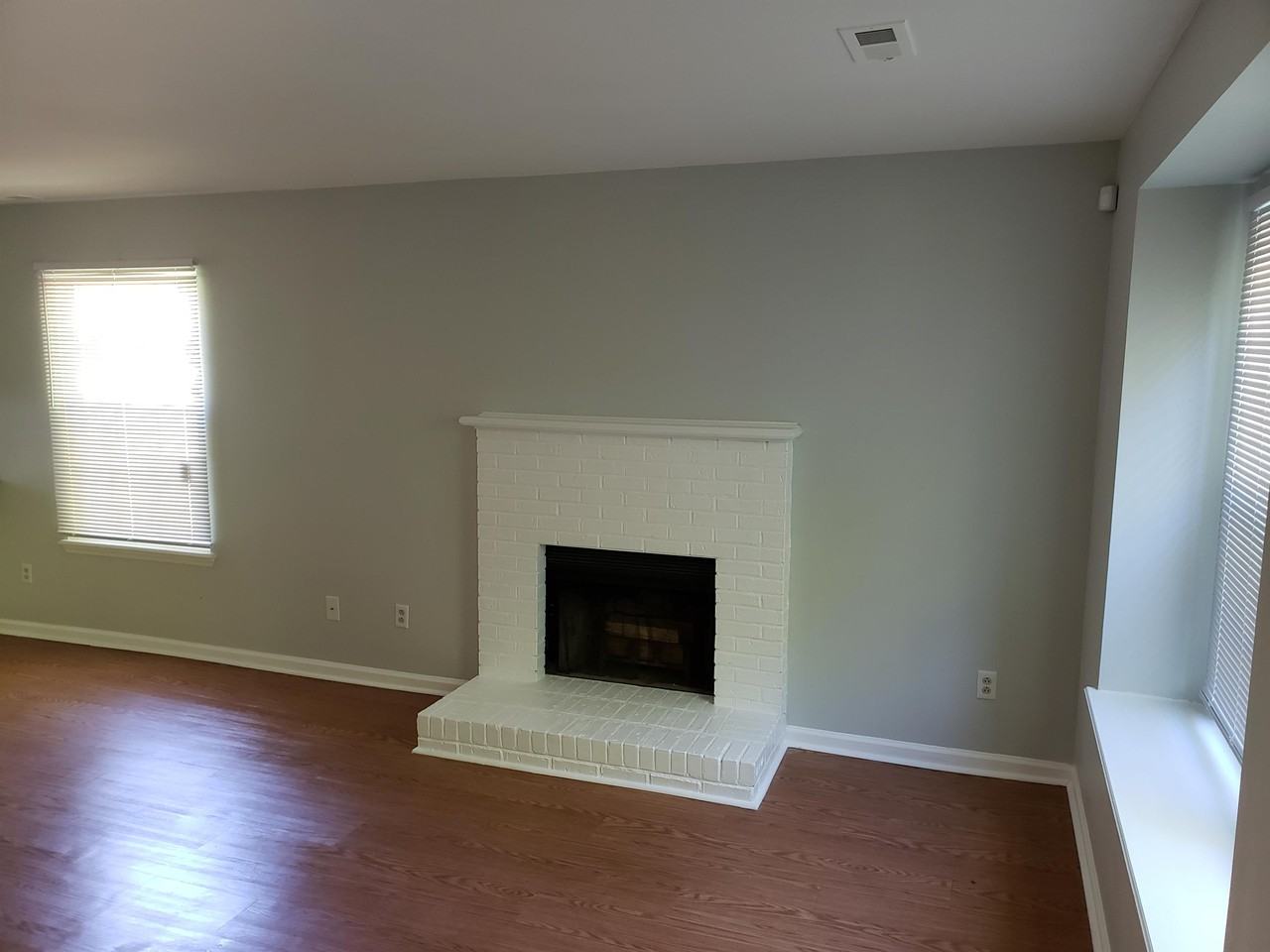 3908 Briarhill Dr - Photo 5 of 10