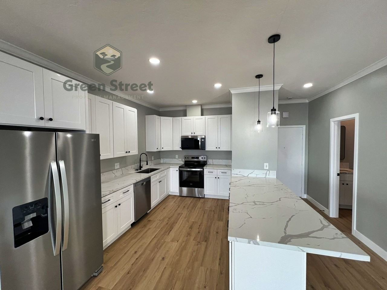 2410 Albatross StreetUnit 12 #1 - Photo 3 of 18