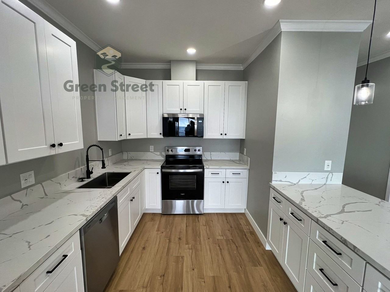 2410 Albatross StreetUnit 12 #1 - Photo 4 of 18