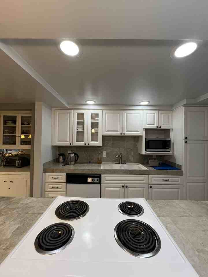 1120 Herbet B - B #B - Photo 6 of 27