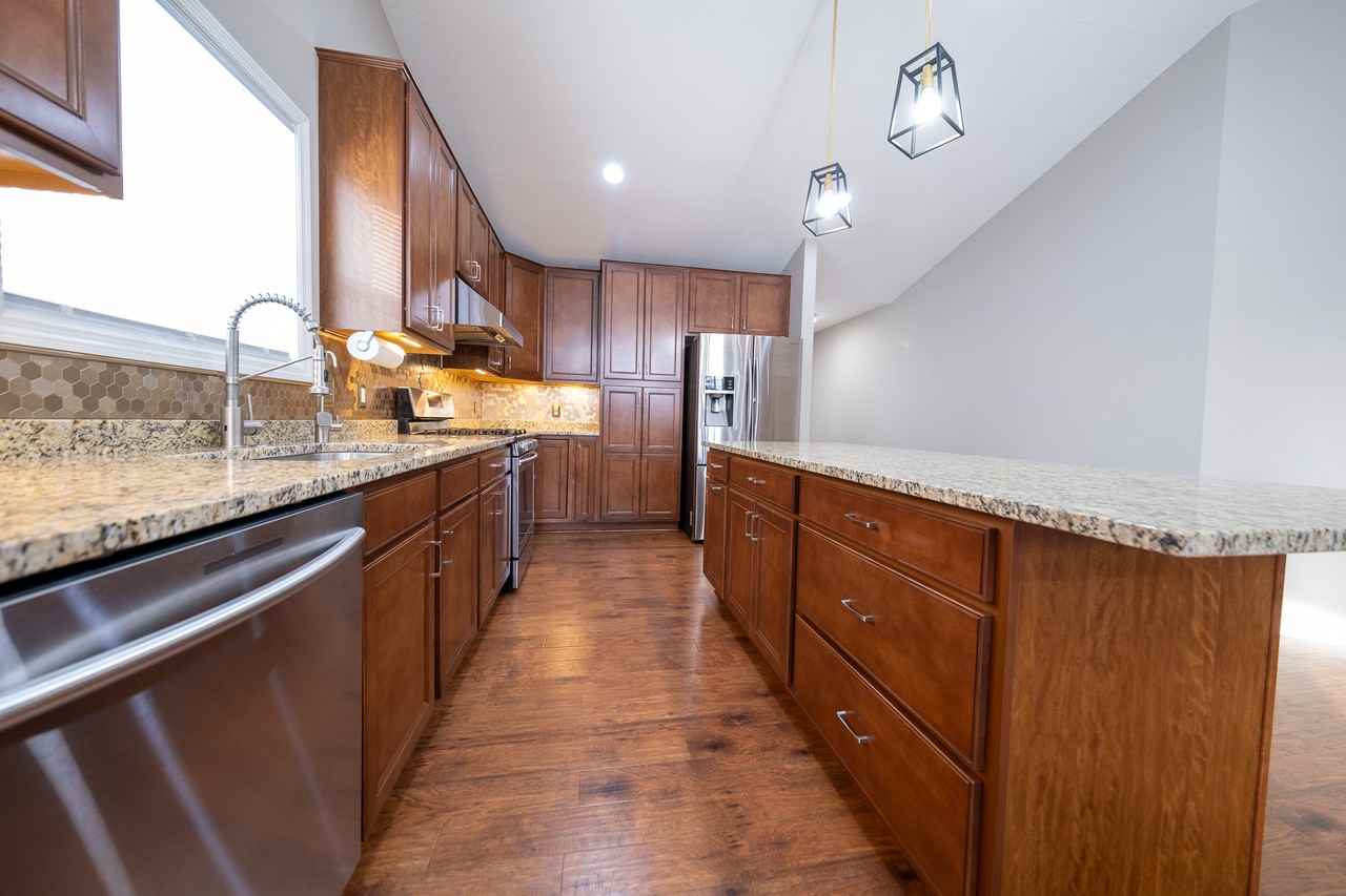 20904 Greenwood Ct #1 - Photo 5 of 43