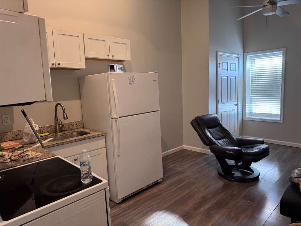 624 Washington Street, Unit 3 - Photo 5 of 12