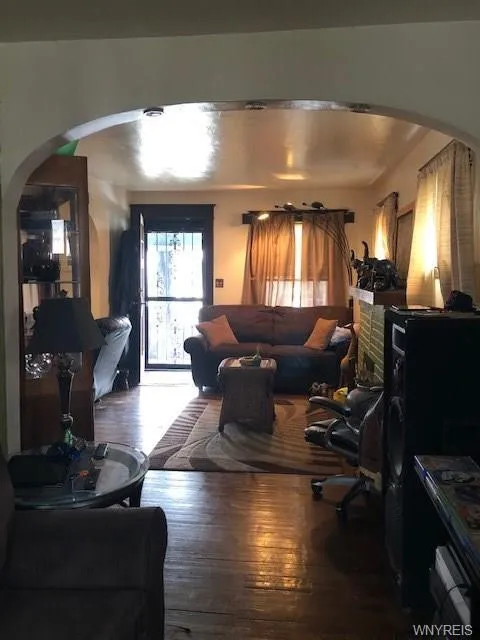 730 Norfolk Avenue - Photo 2 of 21