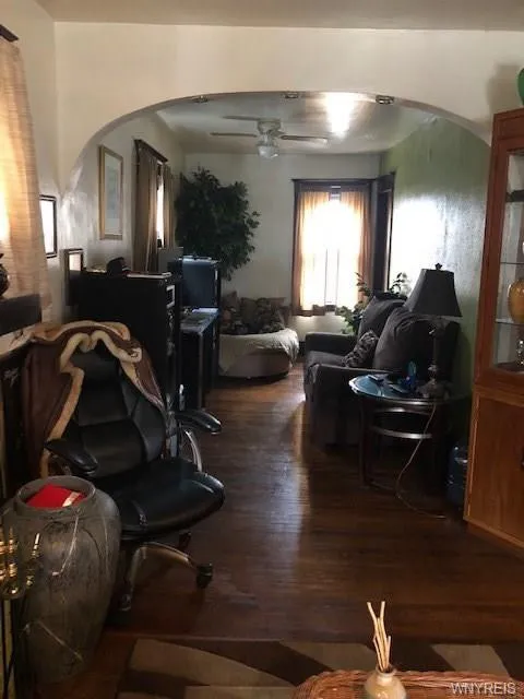 730 Norfolk Avenue - Photo 3 of 21