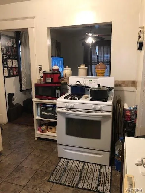 730 Norfolk Avenue - Photo 5 of 21