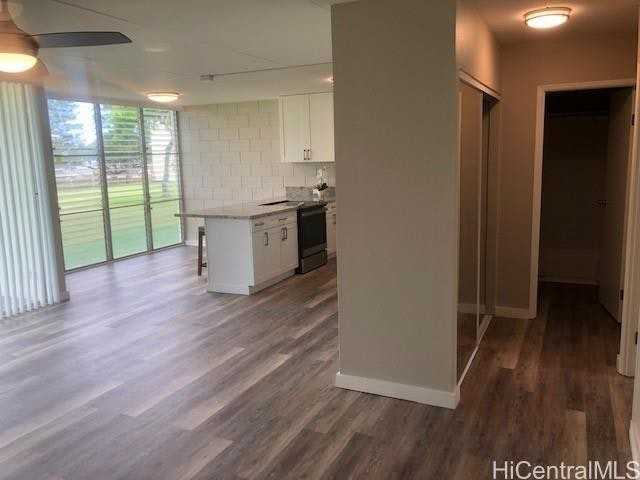 95-015 Kuahelani Avenue - Photo 2 of 13