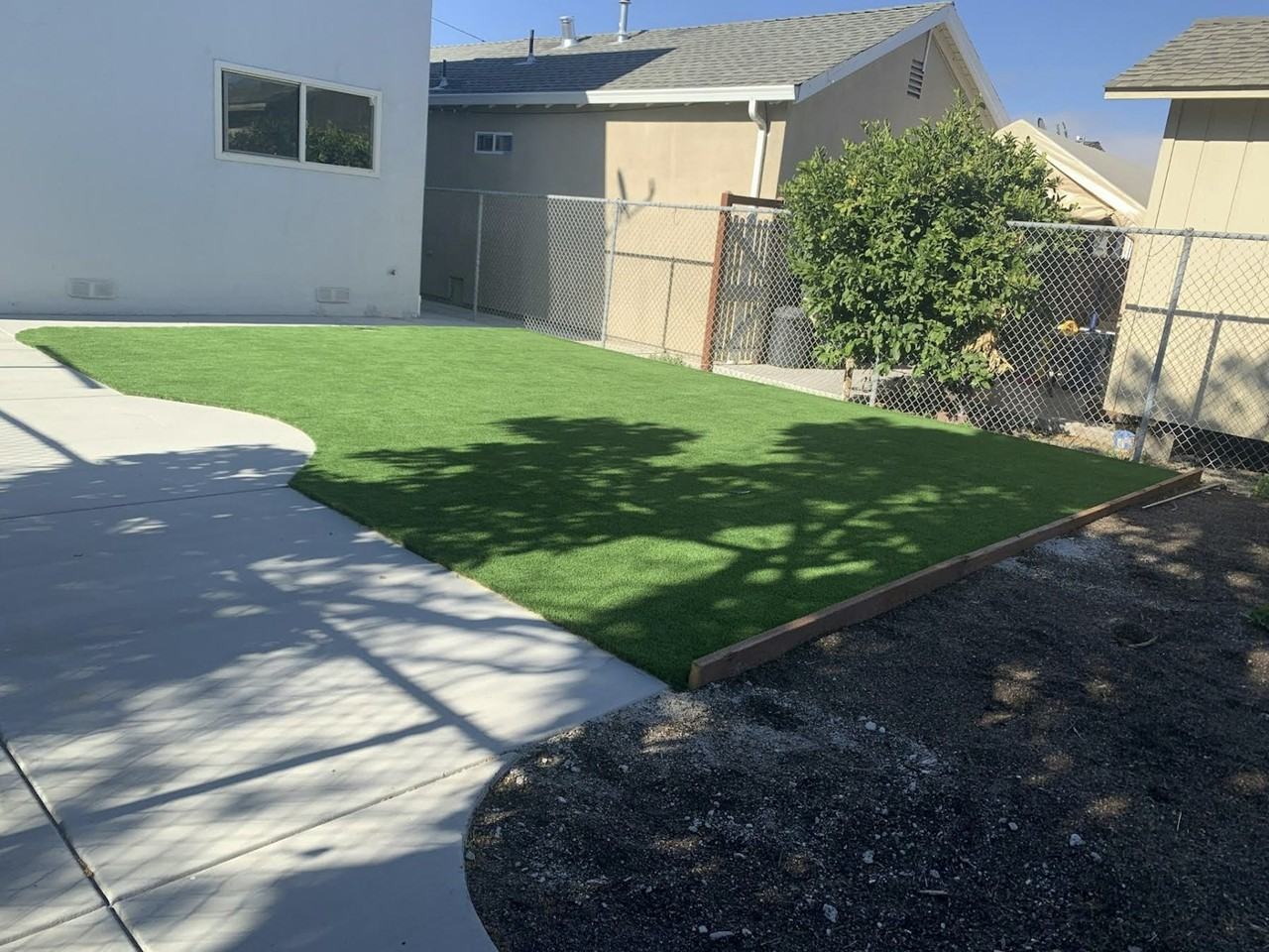 1332 Emeric Avenue - Photo 3 of 6