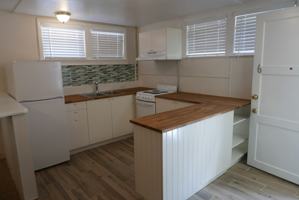 featured image of 305 S Peasley St