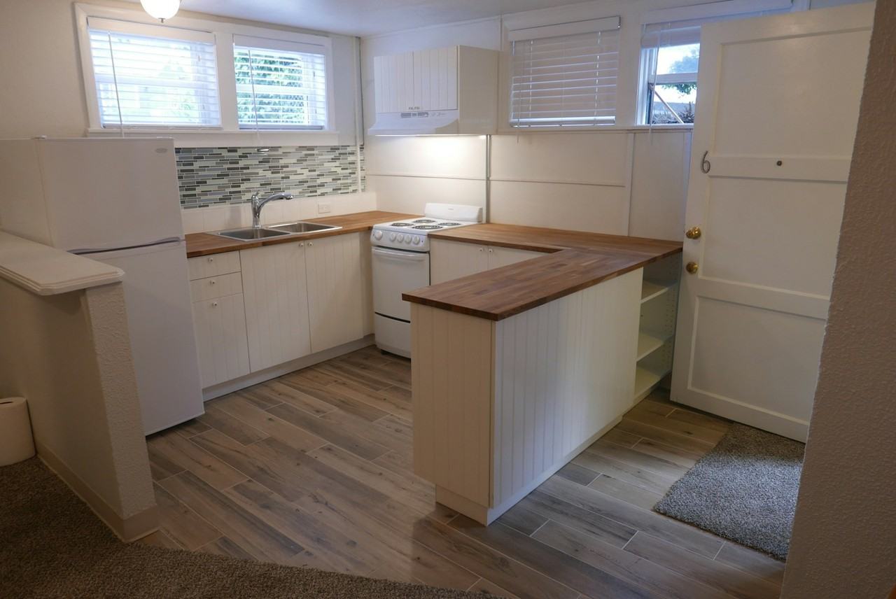 305 Peasley Street, Unit 6 - Photo 3 of 17