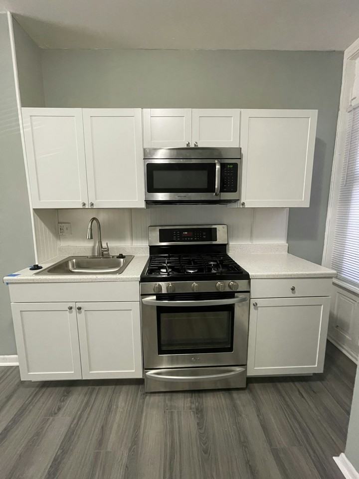 2831 West Oxford Street, Unit 1 - Photo 5 of 18