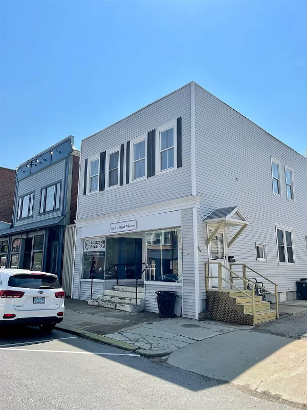 333 Central St #1 - Photo 4 of 4