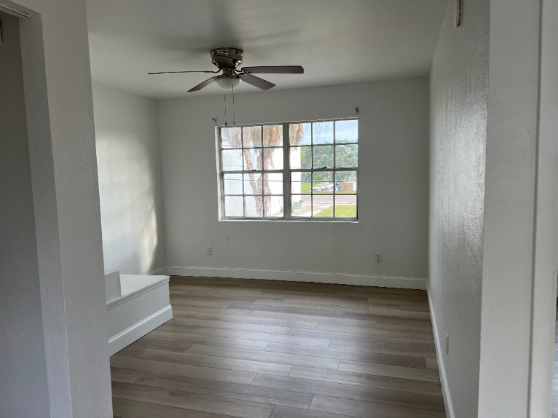 1225 E New Haven Ave #204 - Photo 3 of 13