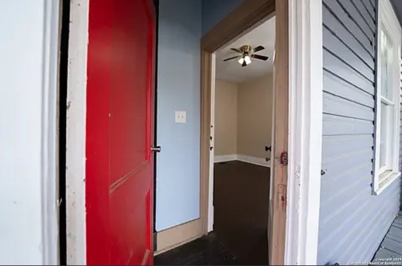 622 W Russell Pl #1 - Photo 3 of 28