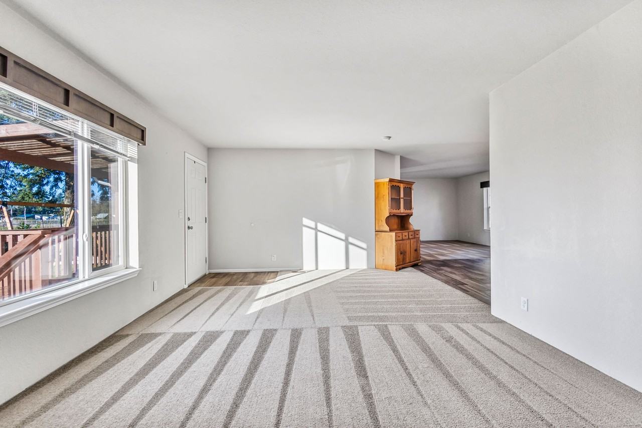 7988 Marion Rd Se #NA - Photo 6 of 25