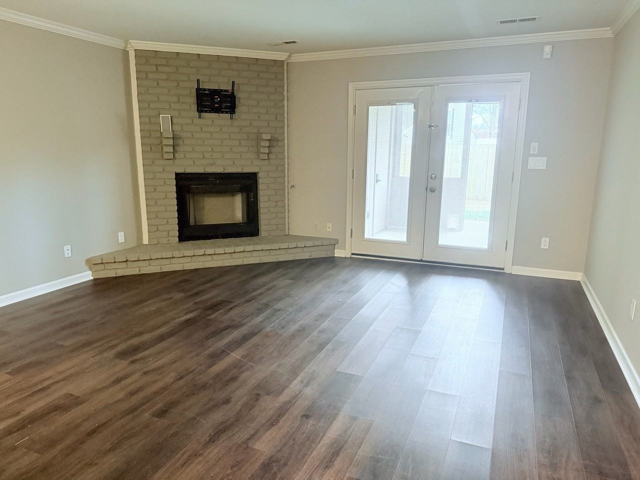 1306 Leaside Ln #NA - Photo 6 of 13