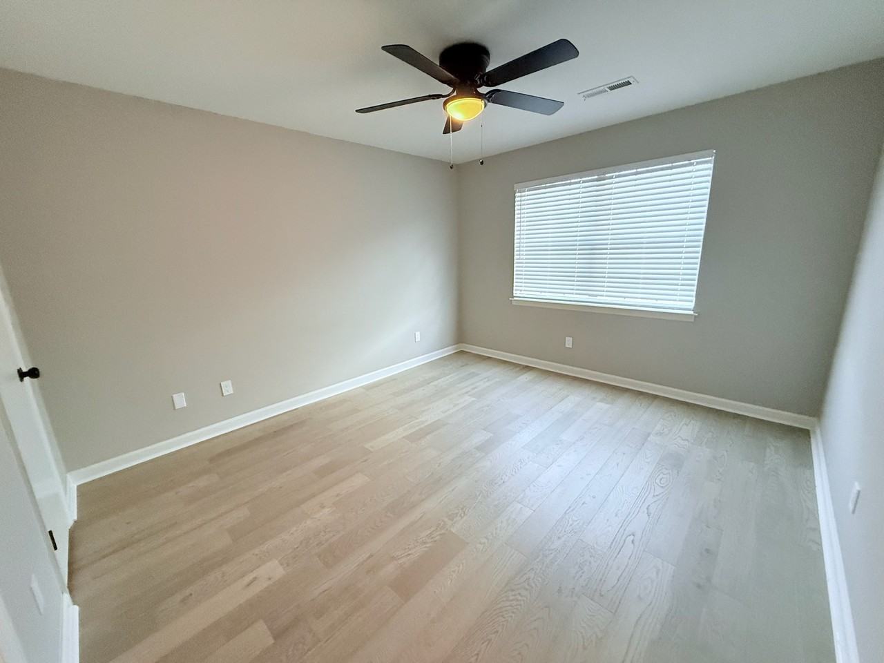 1306 Leaside Ln #NA - Photo 6 of 10