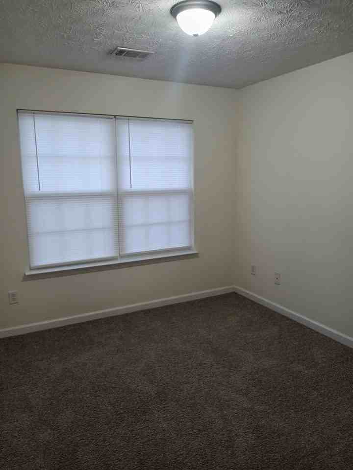 685 Georgetown Ln #NA - Photo 6 of 15