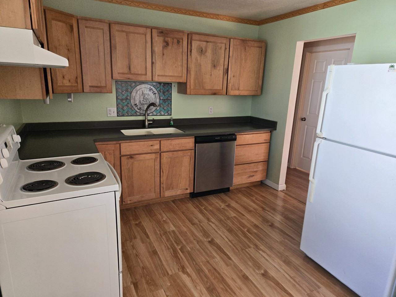 3809 Azalea St #NA - Photo 3 of 31