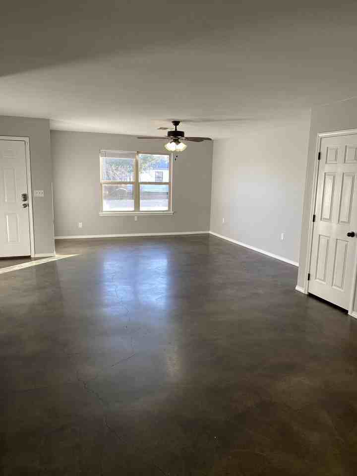 13 W 42nd St #1 - Photo 3 of 11