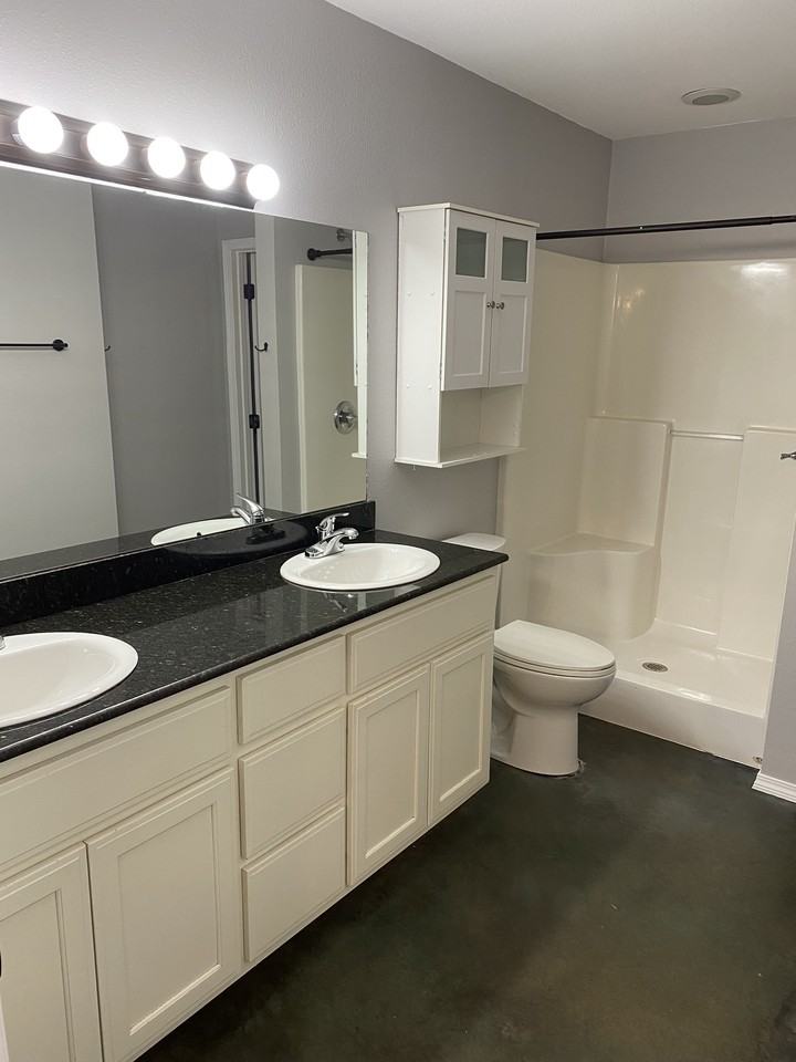 13 W 42nd St #1 - Photo 4 of 11