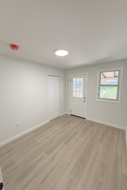 115 Crawford Ave #A - Photo 4 of 6