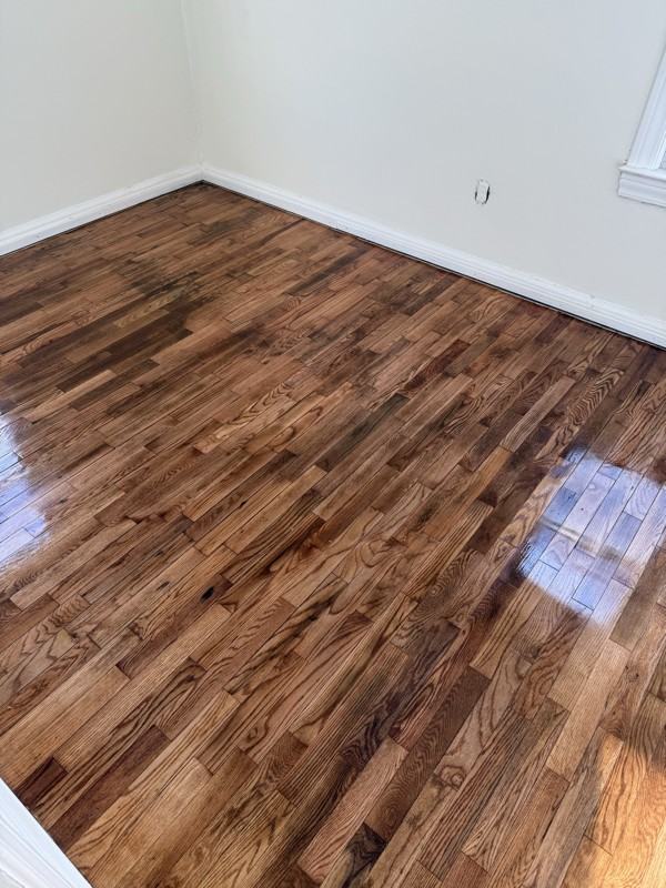 614 Woodbury Ave - Photo 2 of 10