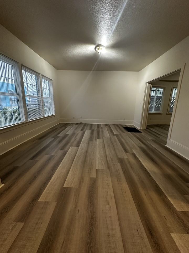 2806 Adeline St #1 - Photo 3 of 15