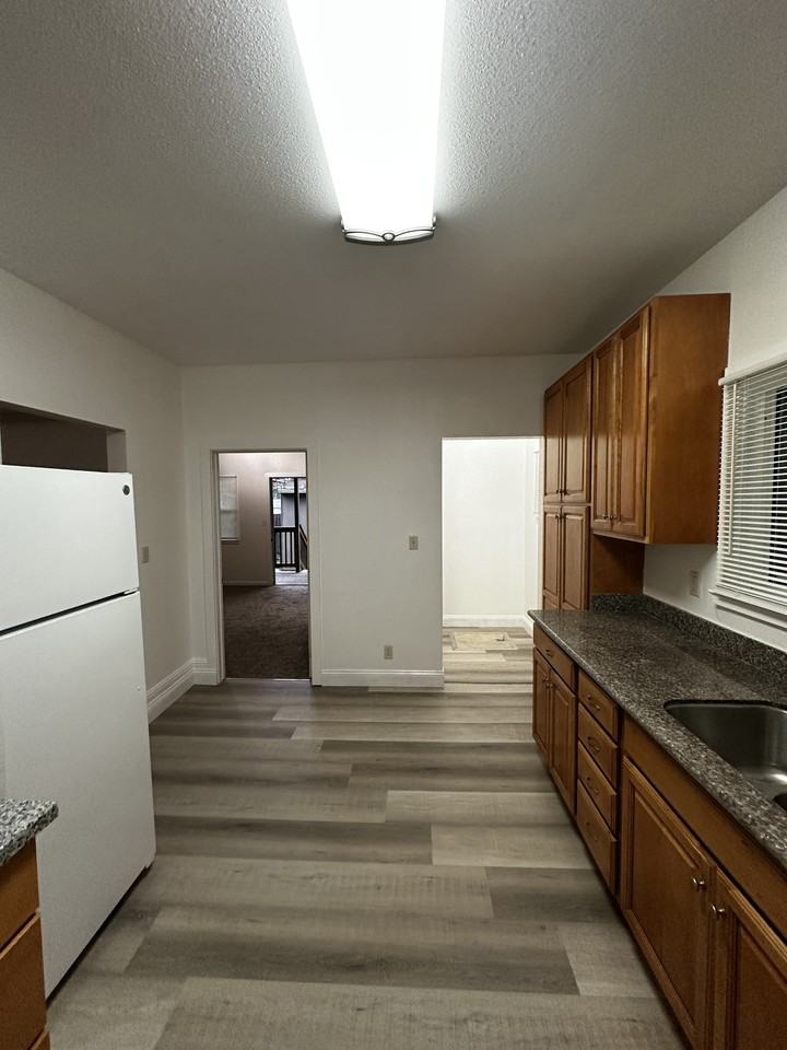 2806 Adeline St #1 - Photo 7 of 15