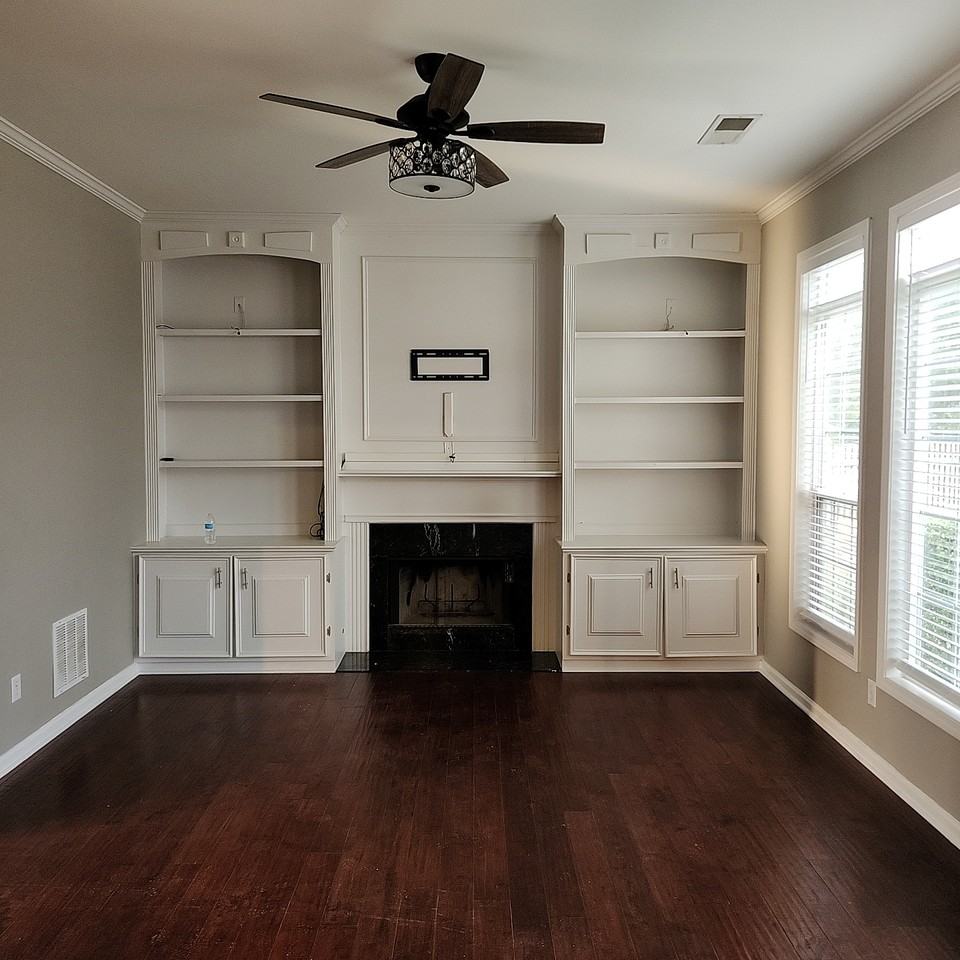 807 Andora Way Sw #NA - Photo 3 of 26