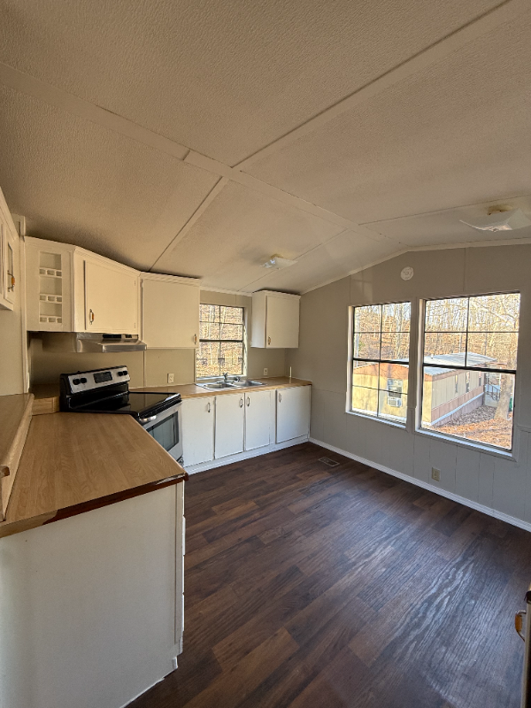 0 Pyramid Park - Photo 2 of 6