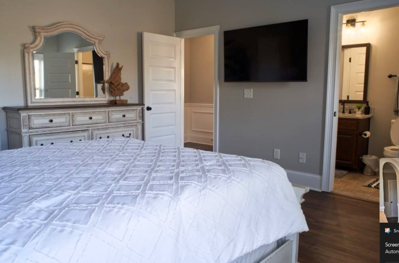 718 Porter Ln - Photo 7 of 20