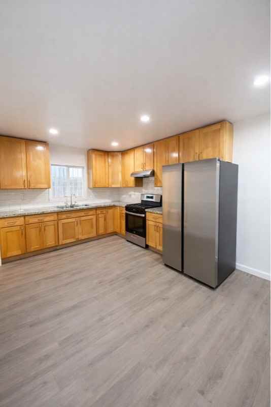 2010 80th Ave - Photo 4 of 11