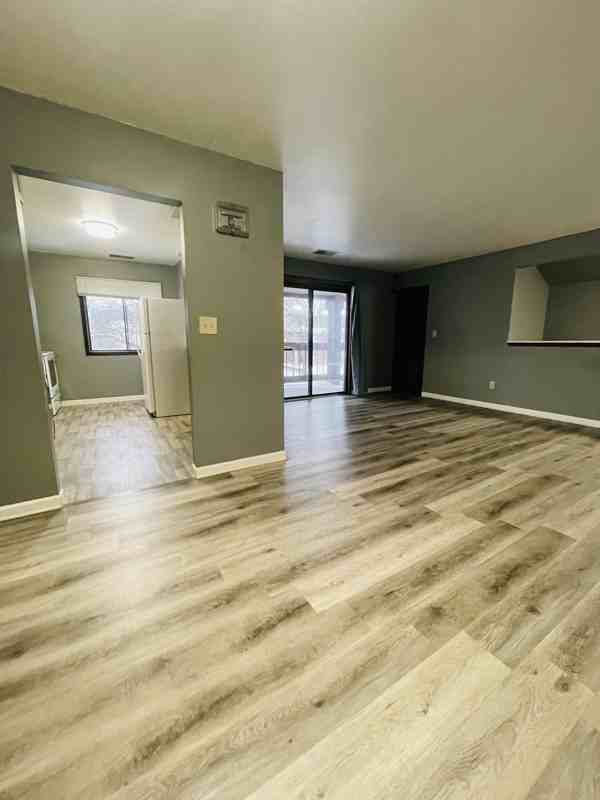 9088 N 85th St - Photo 2 of 8