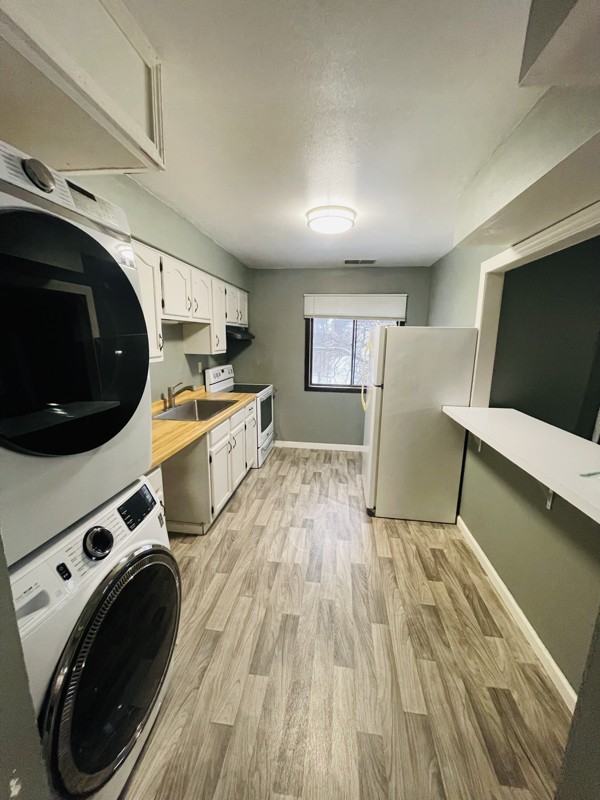 9088 N 85th St - Photo 3 of 8