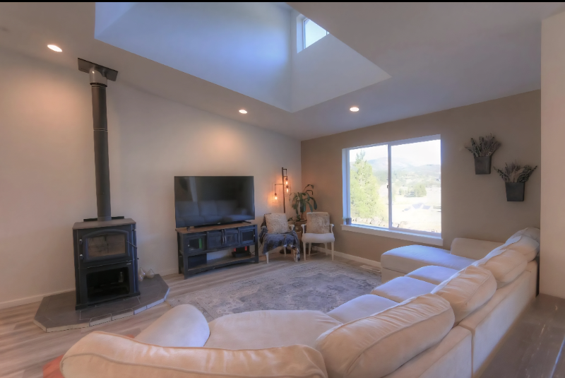 3430 N Ridge Dr - Photo 4 of 8