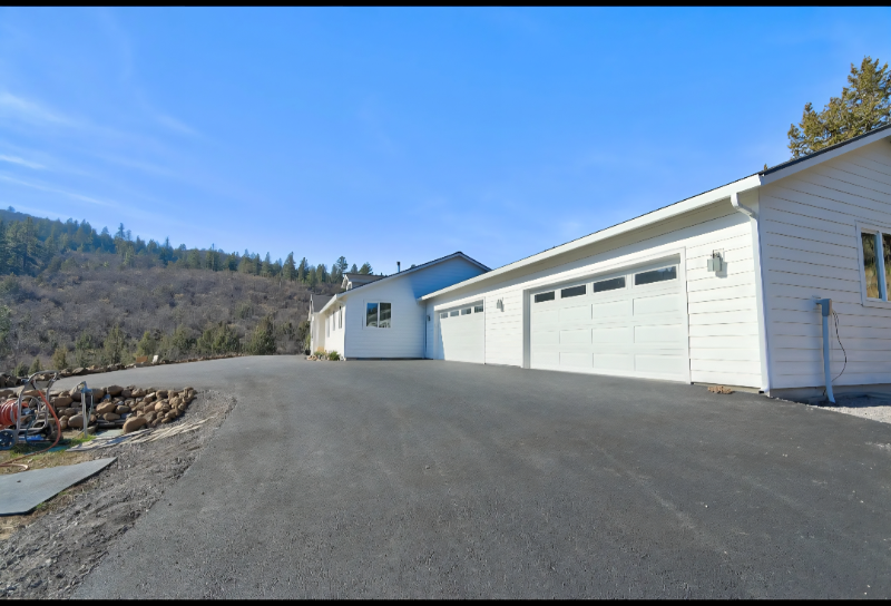 3430 N Ridge Dr - Photo 6 of 8