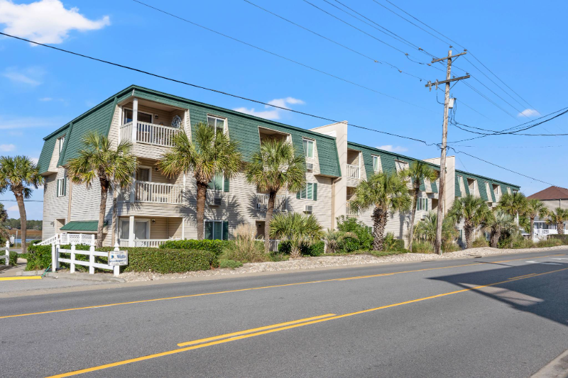 4201 N Ocean Blvd #3I - Photo 2 of 12