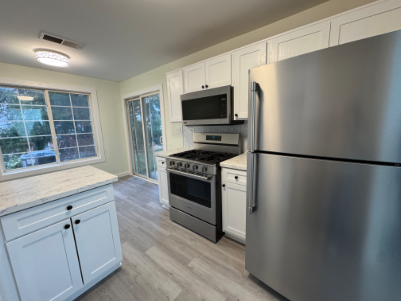 323 Sheffield Ct #5 - Photo 6 of 16