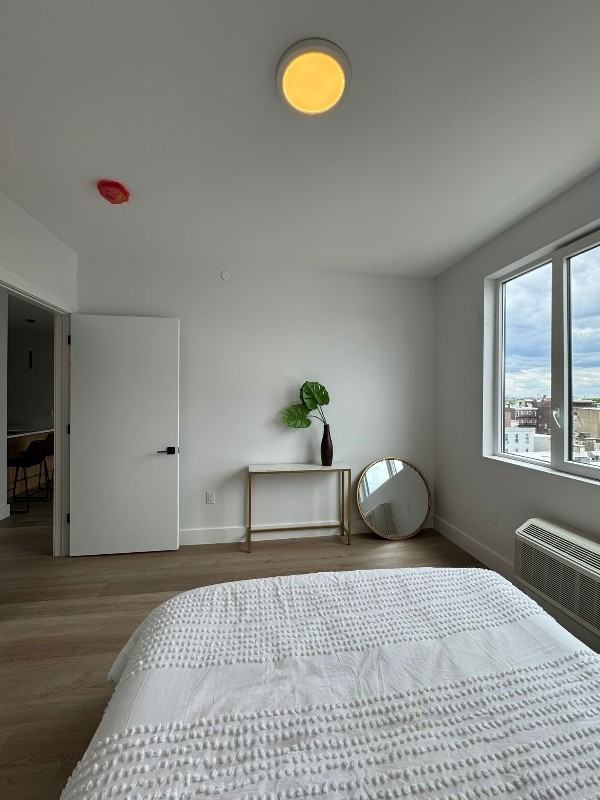 36 Madison St #210 - Photo 4 of 8