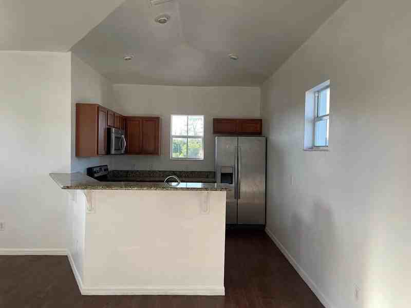 505 W Hickpochee Ave #1200 - Photo 2 of 18