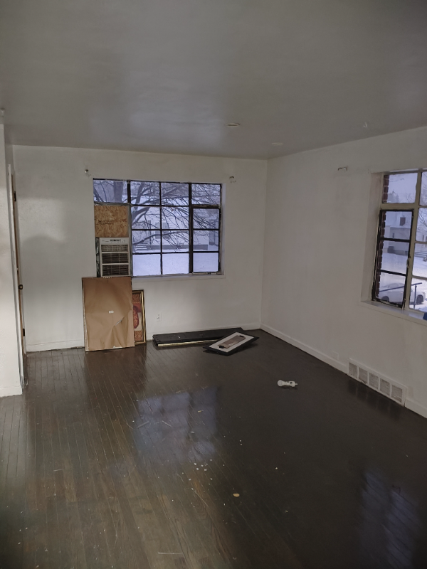 216 E Bruce Ave #1 - Photo 2 of 8