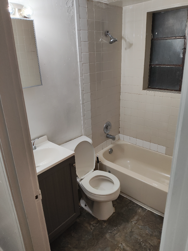 216 E Bruce Ave #1 - Photo 5 of 8